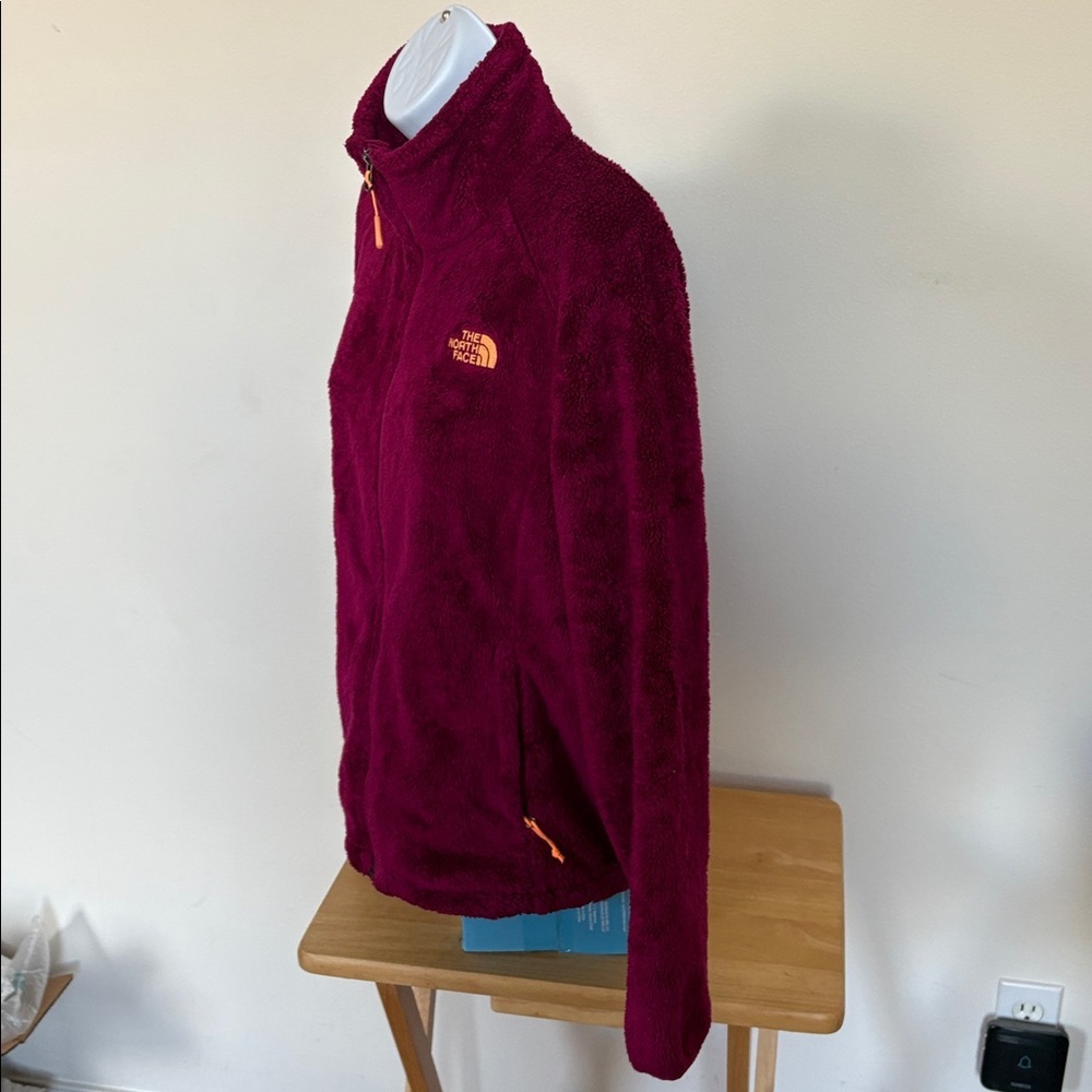 The North Face Plush Fleece Jacket in Deep Red Size Small - Picture 2 of 13
